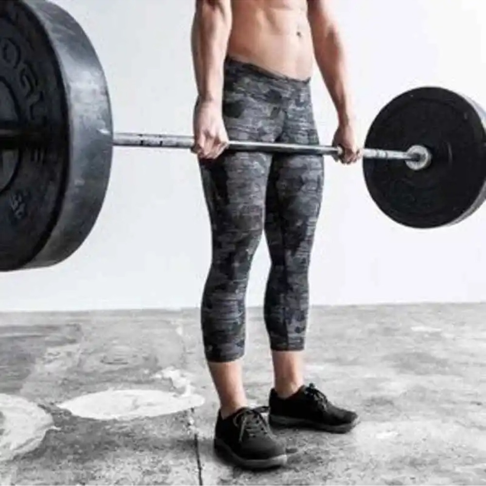 NOBULL low rise crop leggings